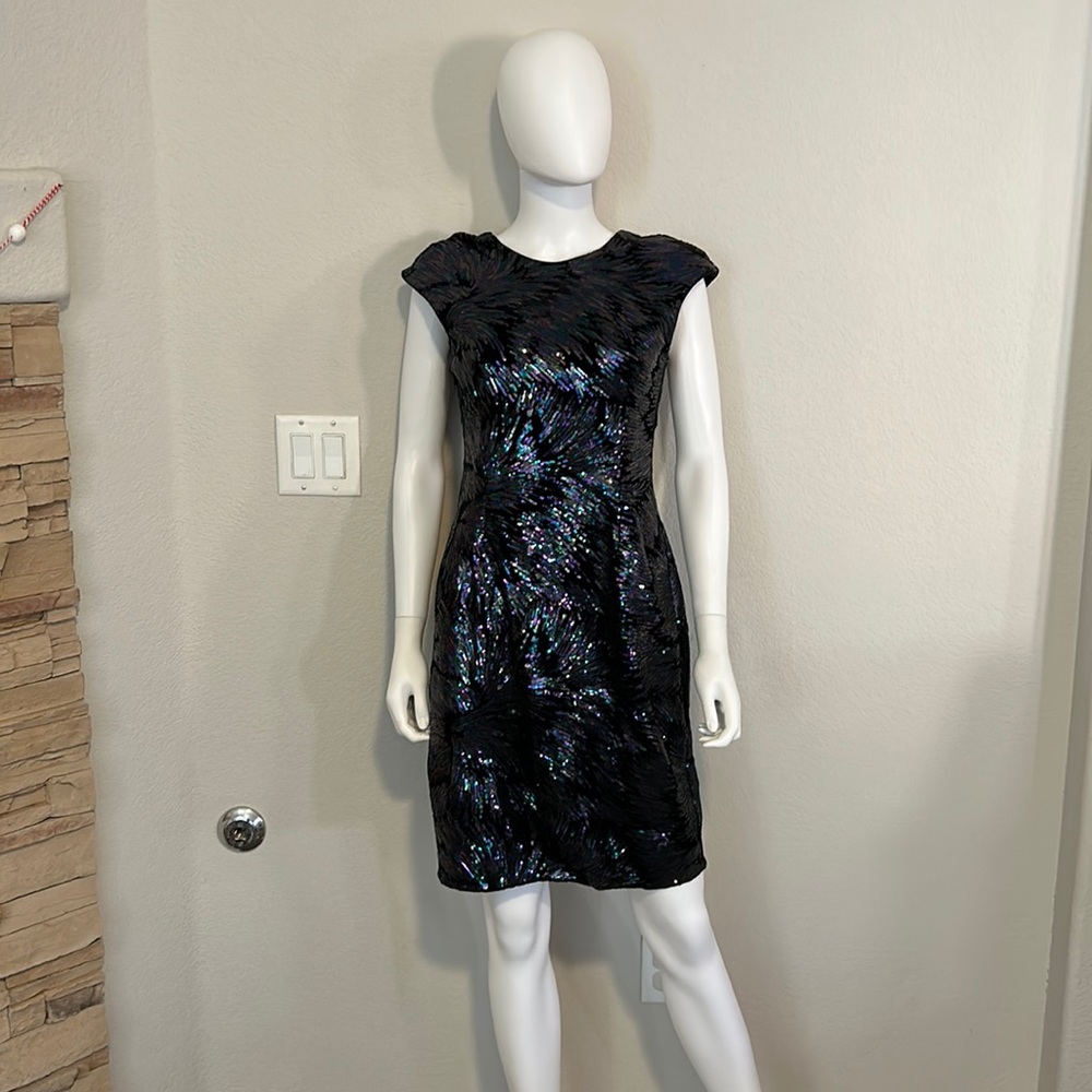 EUC-cocktail dress black velvet and sequins